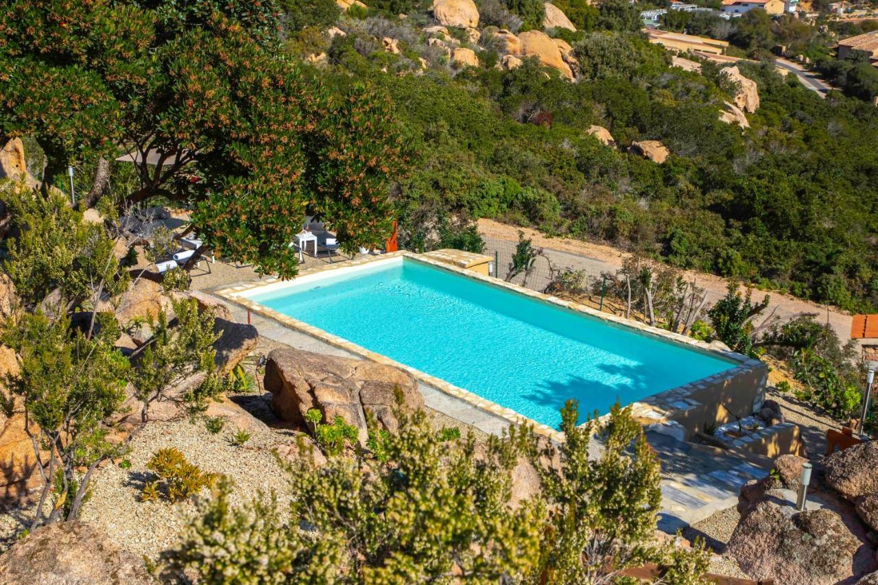 Villa Esmeralda - Free Wifi - With Swimming Pool Коста-Парадізо Екстер'єр фото
