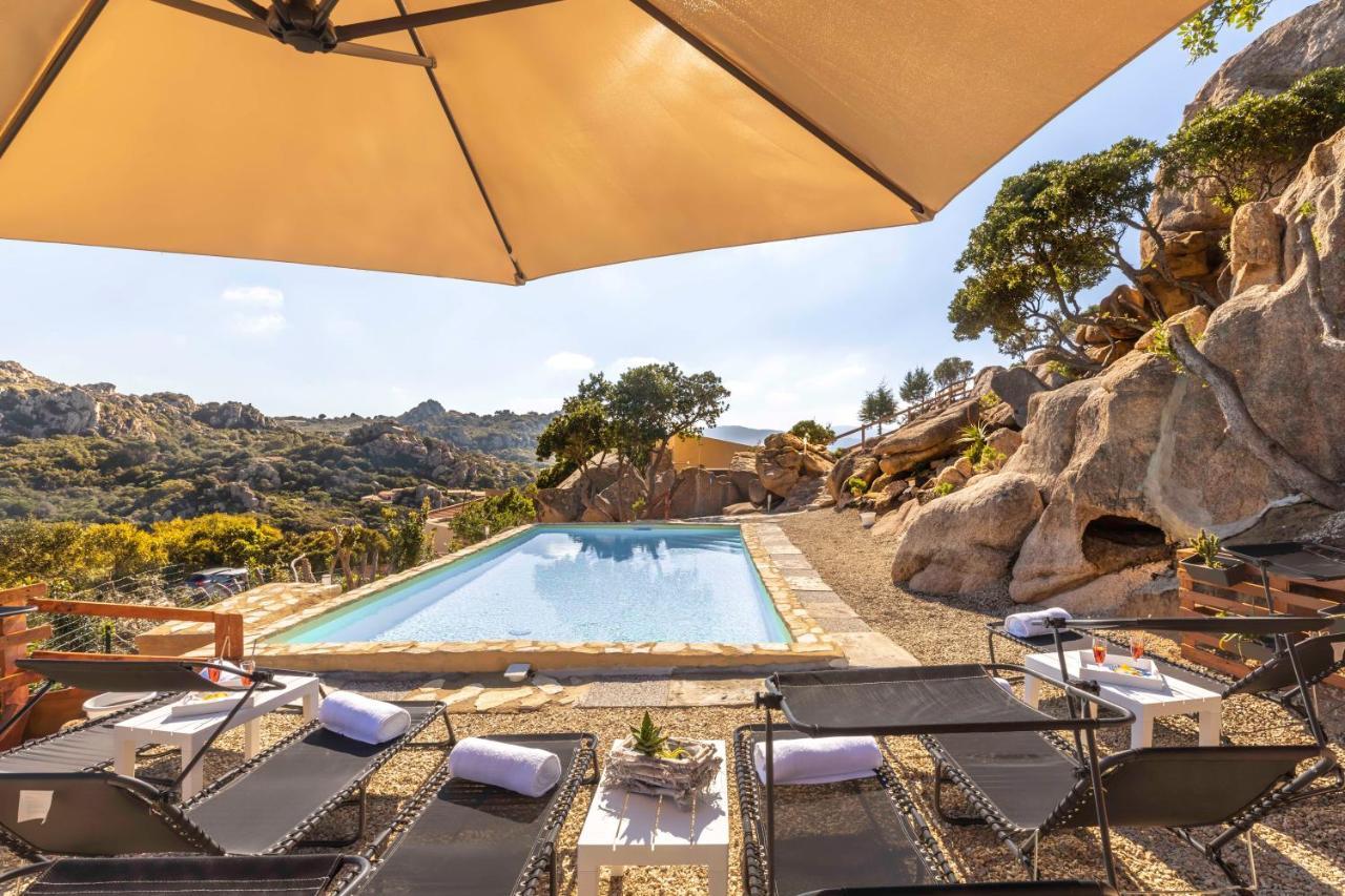 Villa Esmeralda - Free Wifi - With Swimming Pool Коста-Парадізо Екстер'єр фото